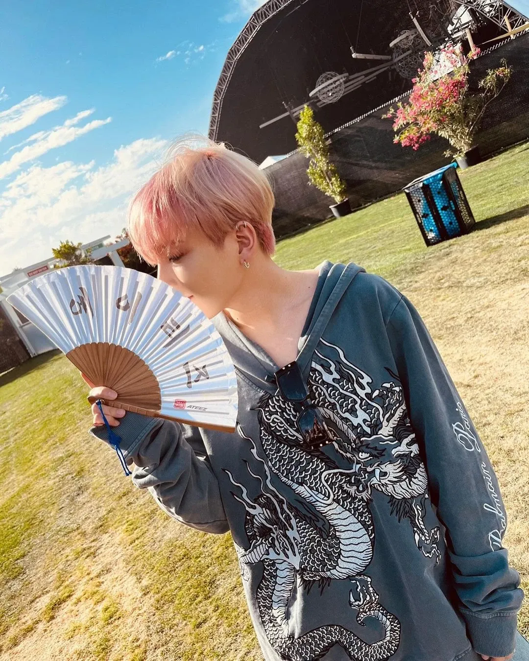 Latest photo of Hongjoong (ATEEZ)