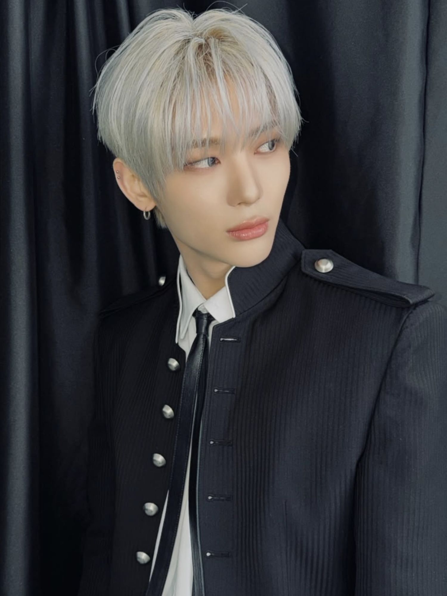 Latest photo of Siyun (NOWZ)