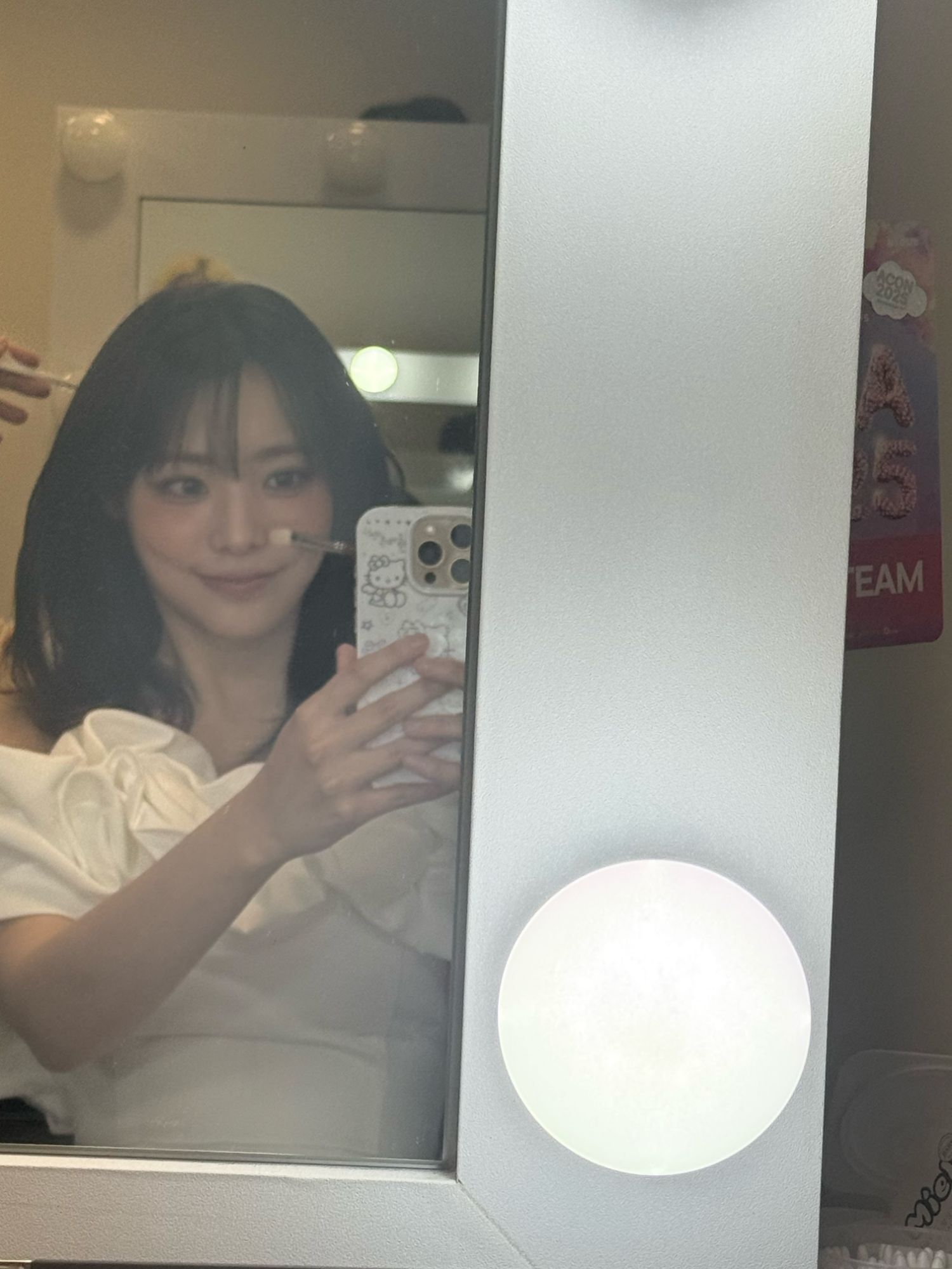 A moment captured by Siyeon (QWER)'s fan