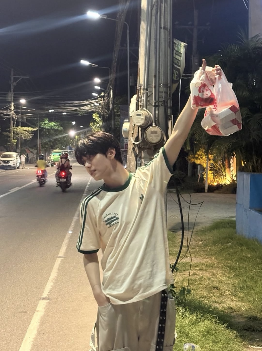 A moment captured by Soobin (TOMORROW X TOGETHER)'s fan