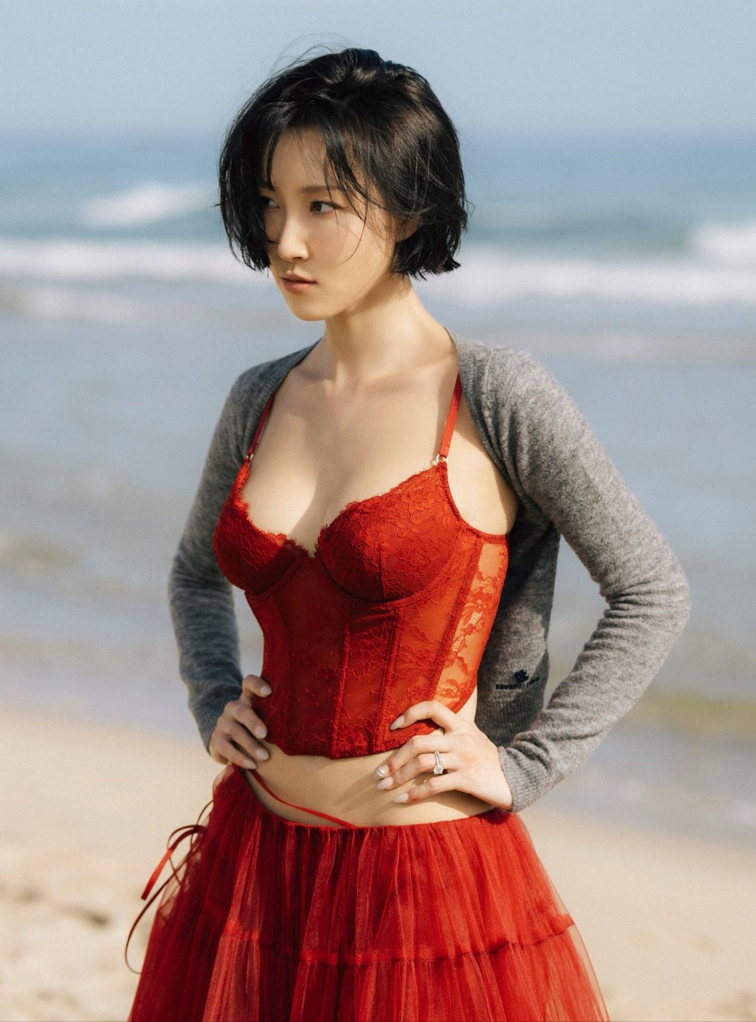 Behind-the-scenes cut of Hwasa (MAMAMOO)