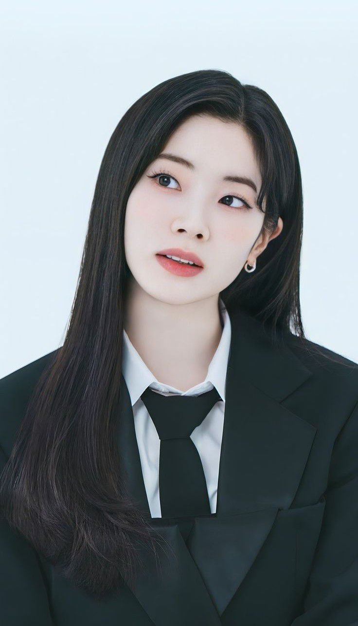 Today's most popular wallpaper in the Dahyun (TWICE) community