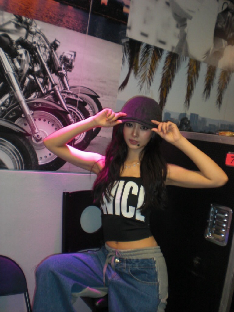 Foto terbaru Tzuyu (TWICE)