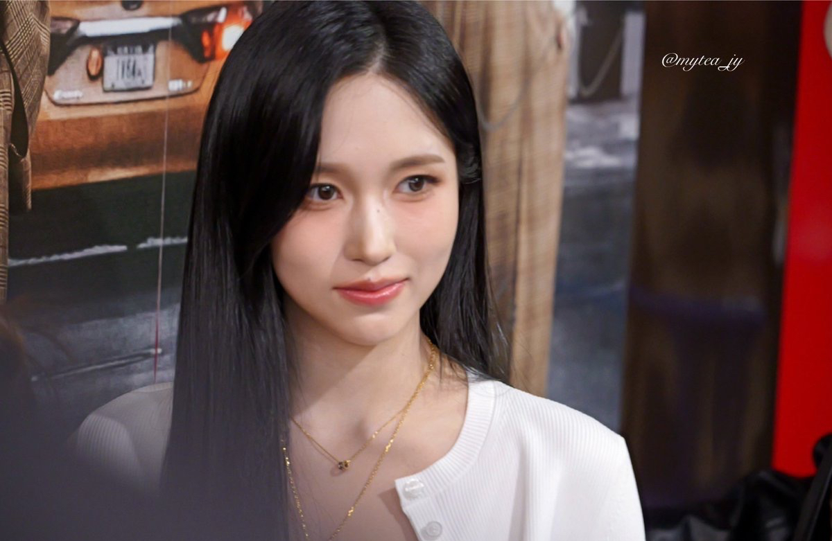 Mina (TWICE)的最新活動照片