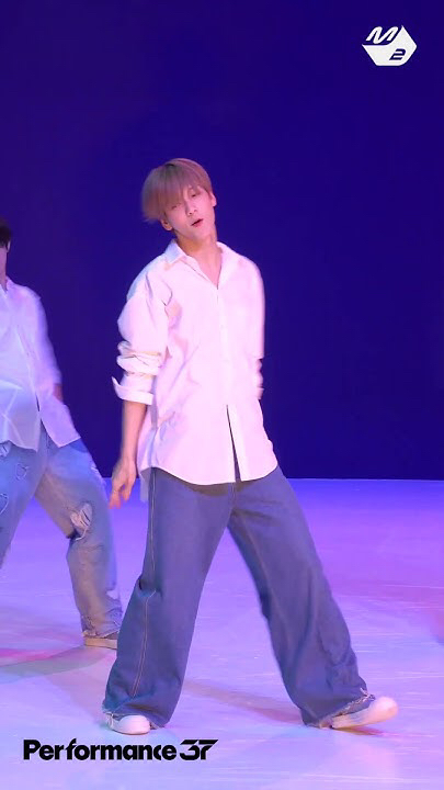 투모로우바이투게더의 비하인드 컷