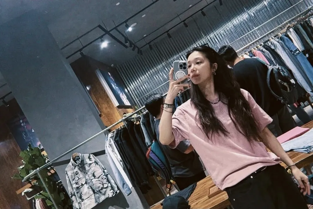 Latest photo of Jeong Eunji (Apink)