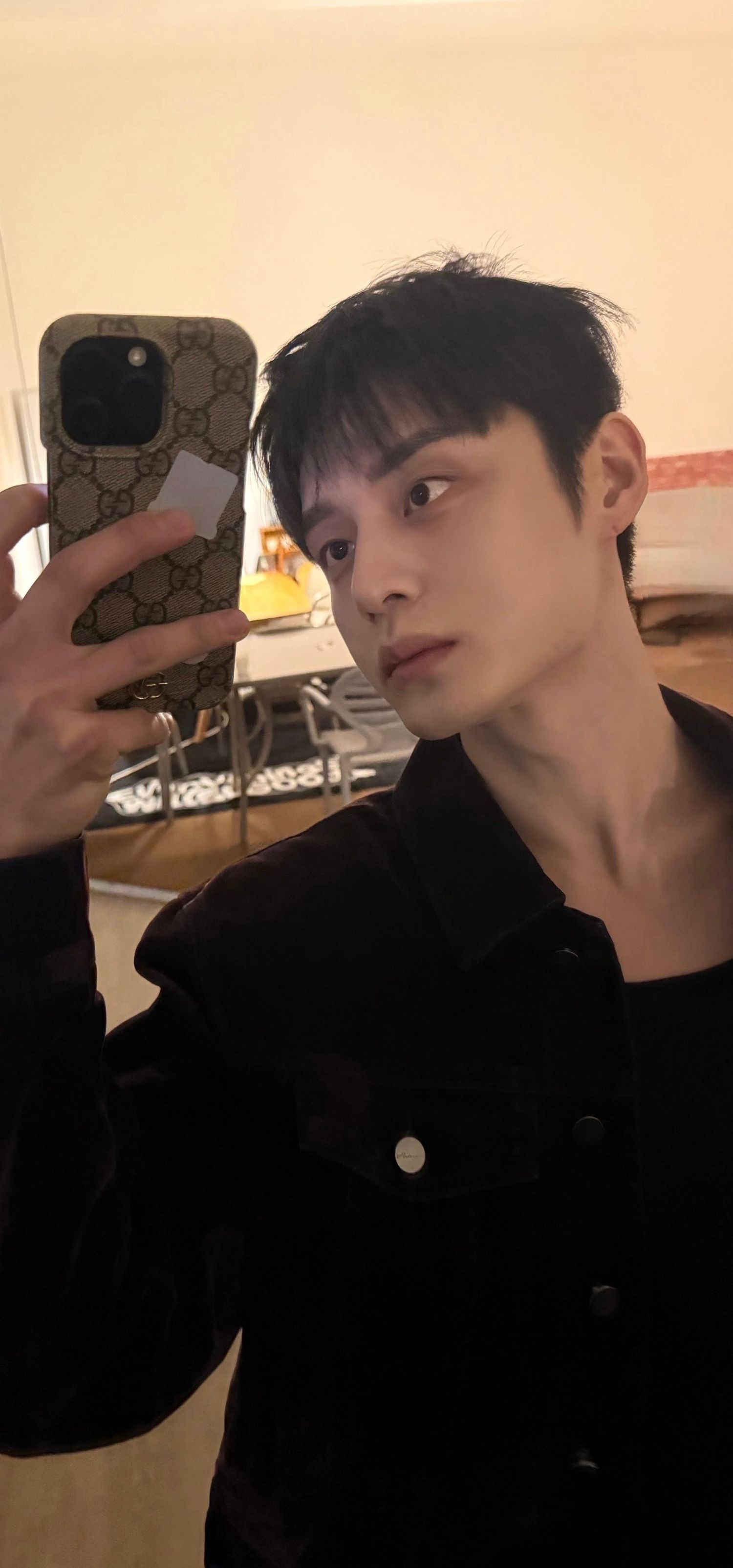 Latest photo of Kim Jiwoong (ZEROBASEONE)