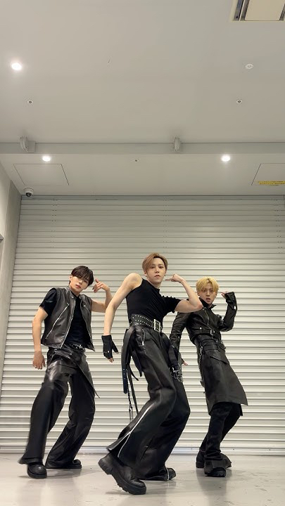 A heartfelt wallpaper shared by Arno (ALPHA DRIVE ONE)'s fans