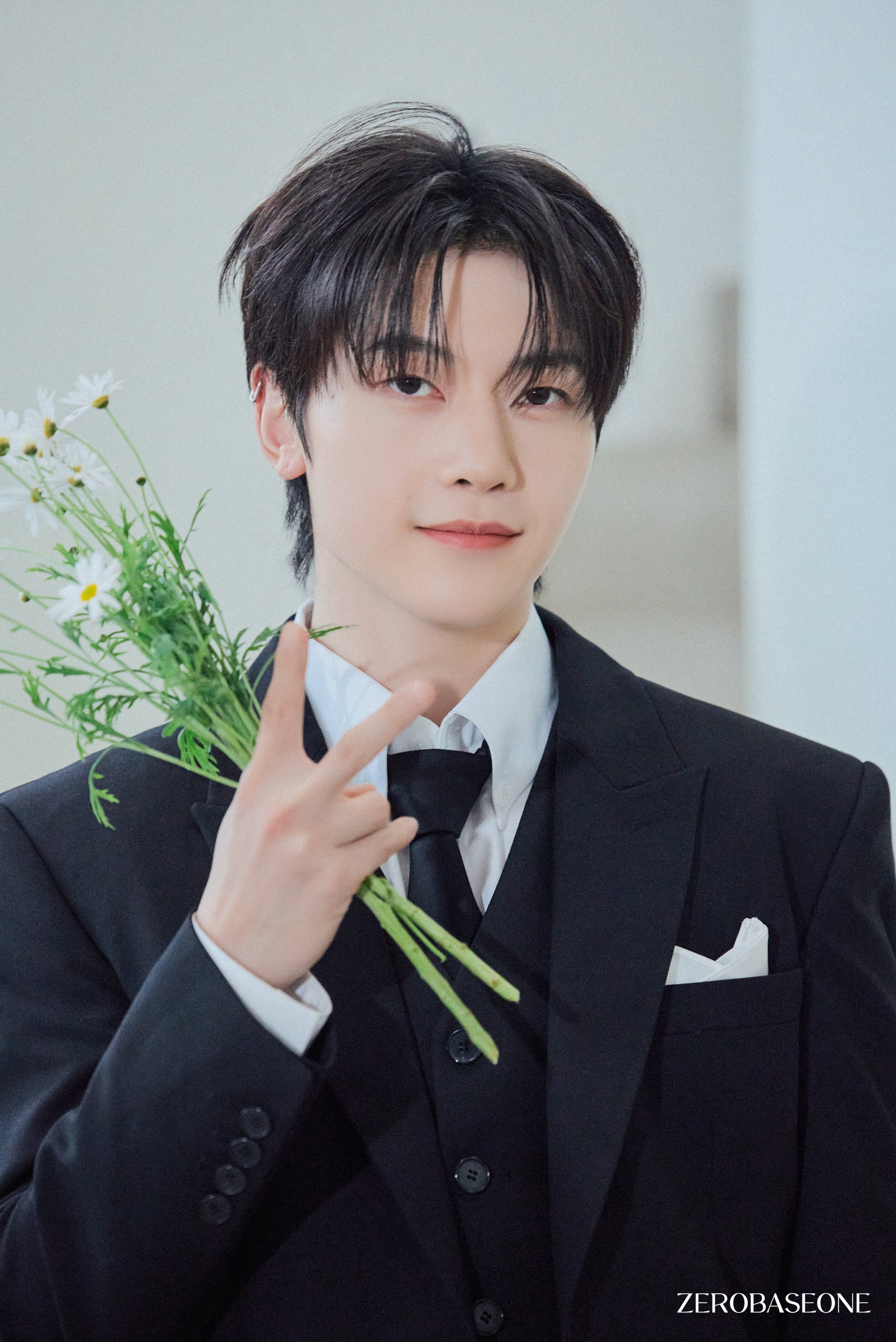 A moment captured by Seok Matthew (ZEROBASEONE)'s fan