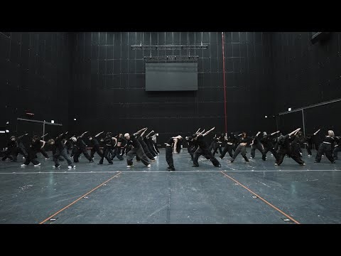 제니 (BLACKPINK)의 비하인드 컷