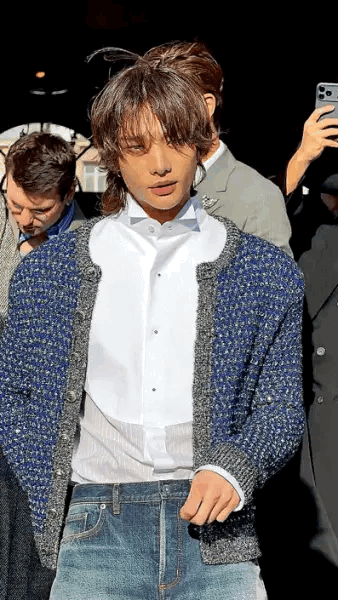 Behind-the-scenes cut of Hyunjin (Stray Kids)