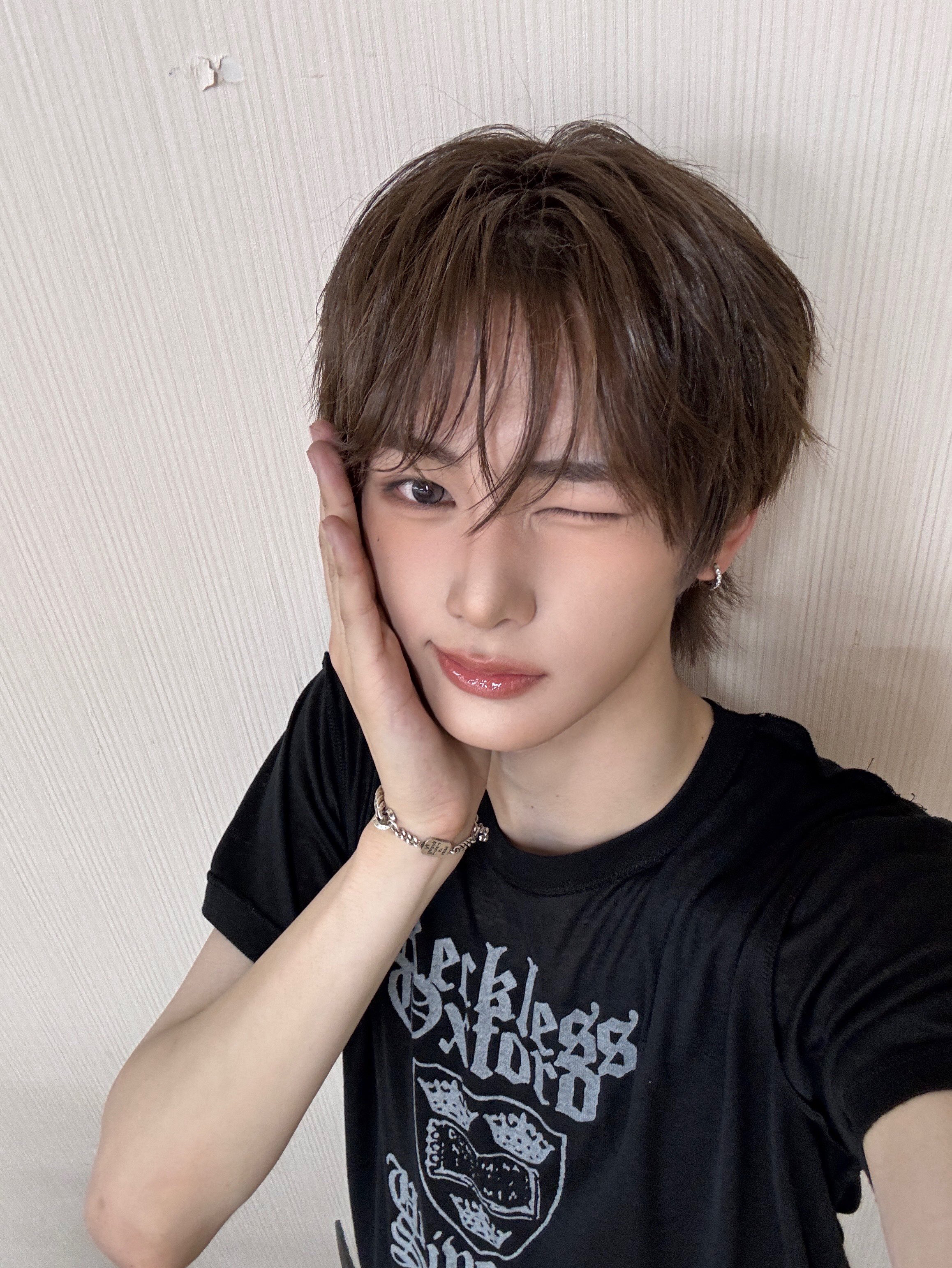 Recent activity shot of Zhou Anxin (ALPHA DRIVE ONE)