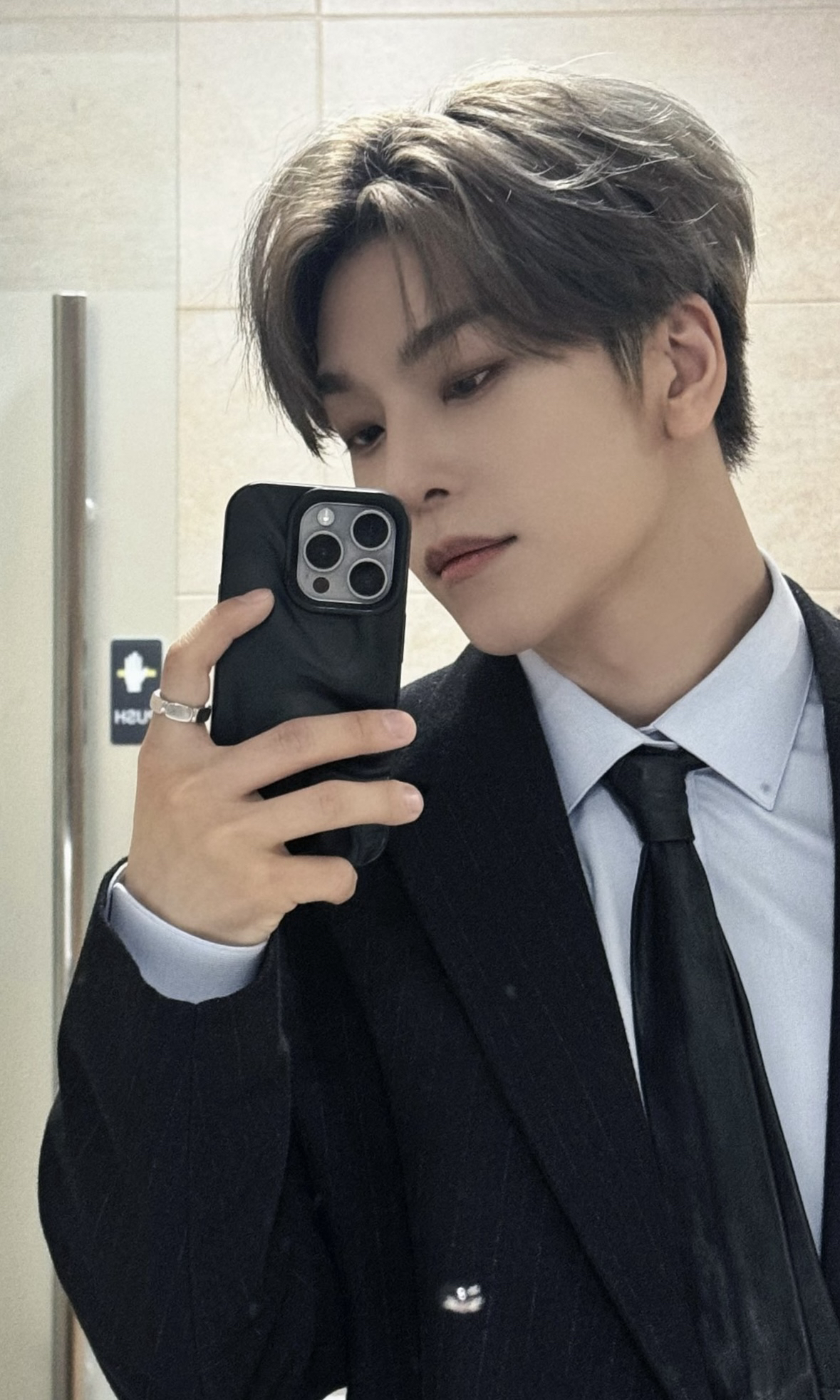 The most beloved wallpaper among He Xinlong (ALPHA DRIVE ONE)'s fans