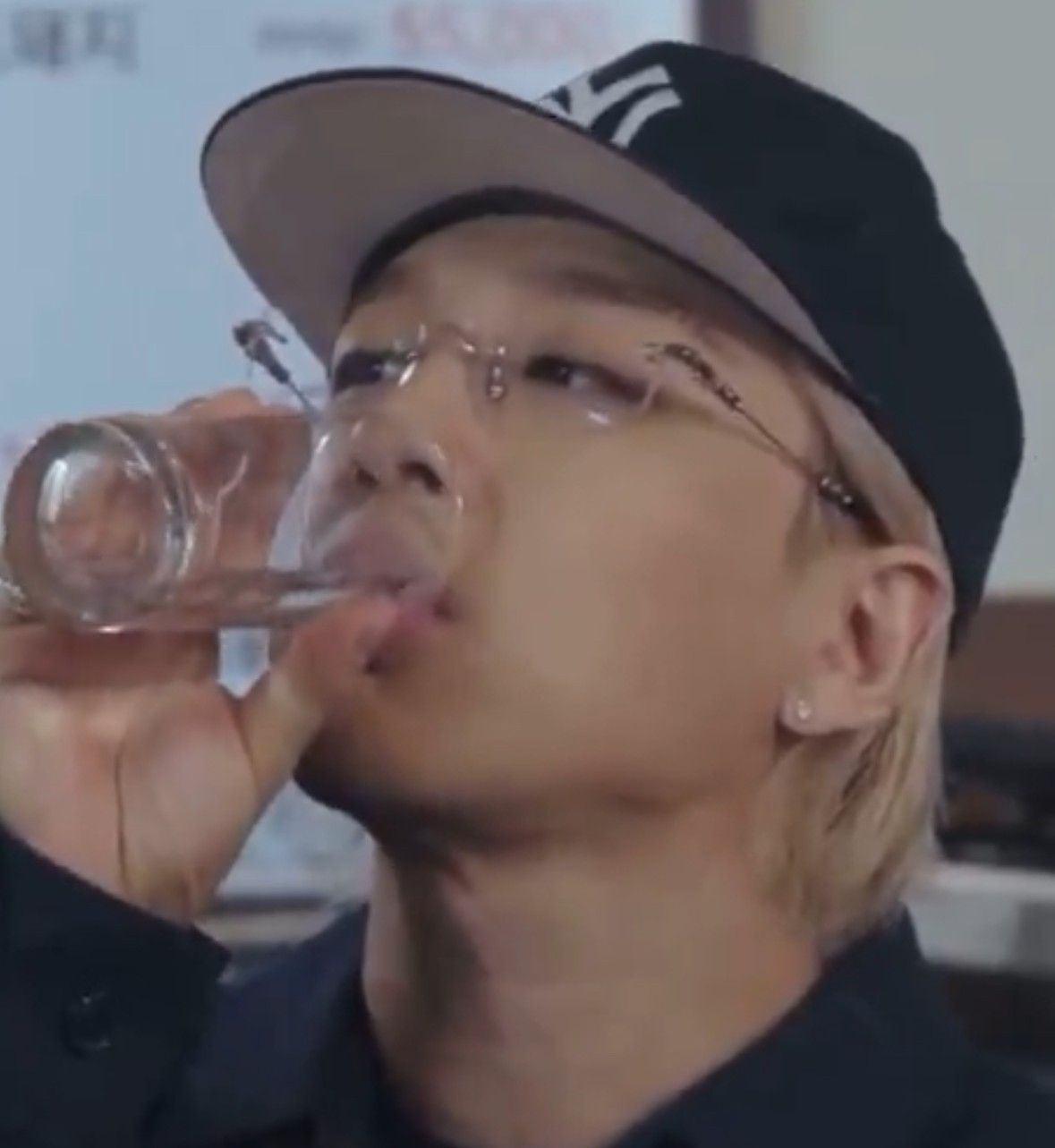 Latest photo of Taeyang (BIGBANG)