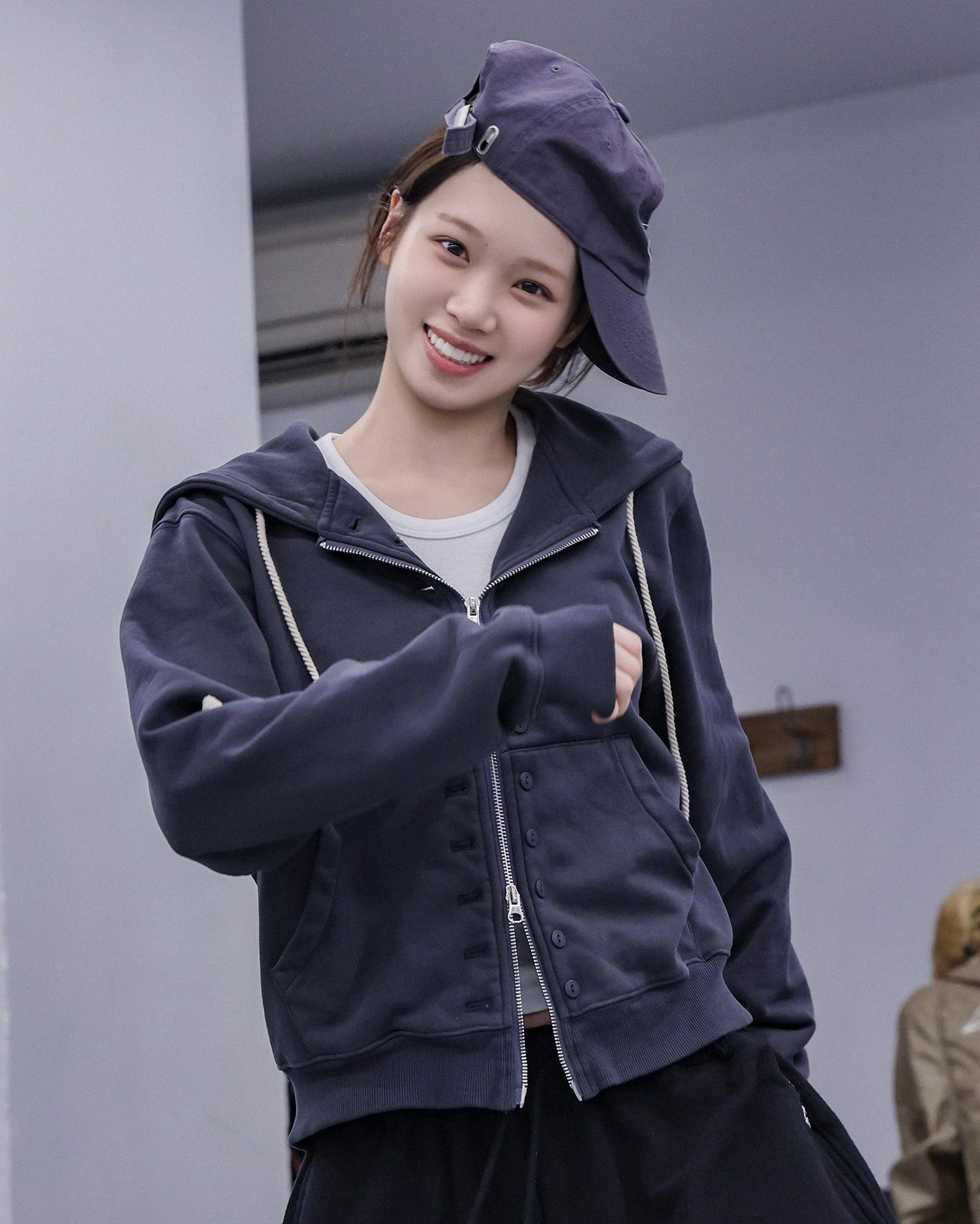 Recent activity shot of Kim Chaewon (LE SSERAFIM)