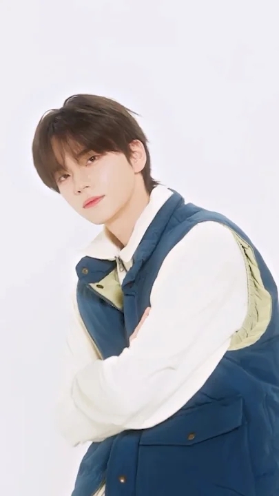 Foto aktivitas terbaru Shinyu (TWS)