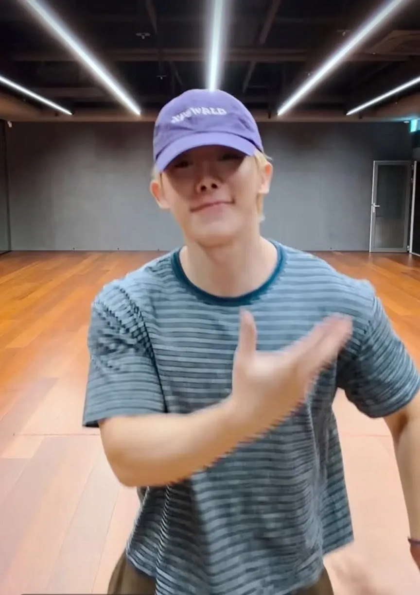 Recent activity shot of Wonho