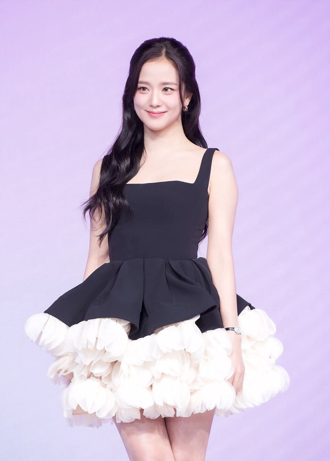 Foto terbaru Jisoo (BLACKPINK)