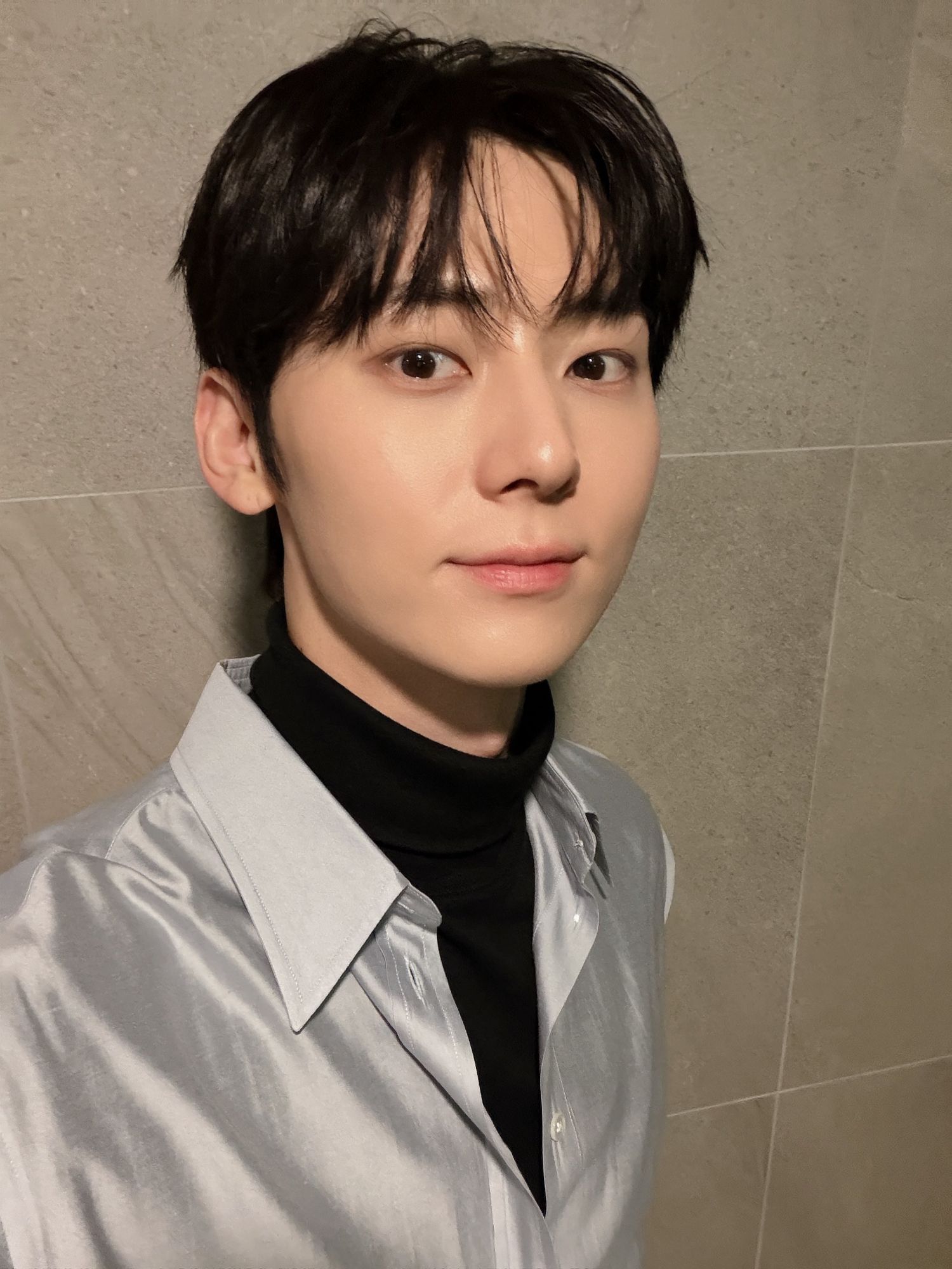 Latest photo of Hwang Minhyun