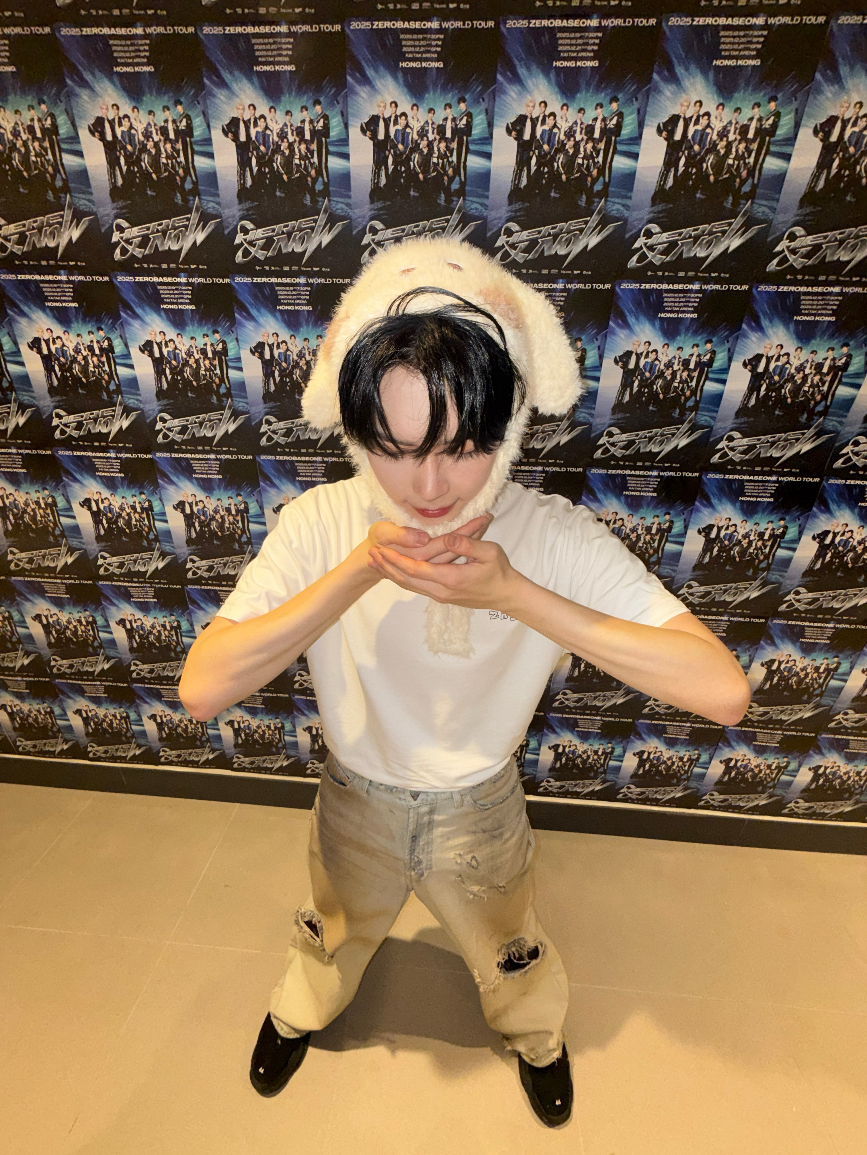 Potret di balik layar Sung Hanbin (ZEROBASEONE)