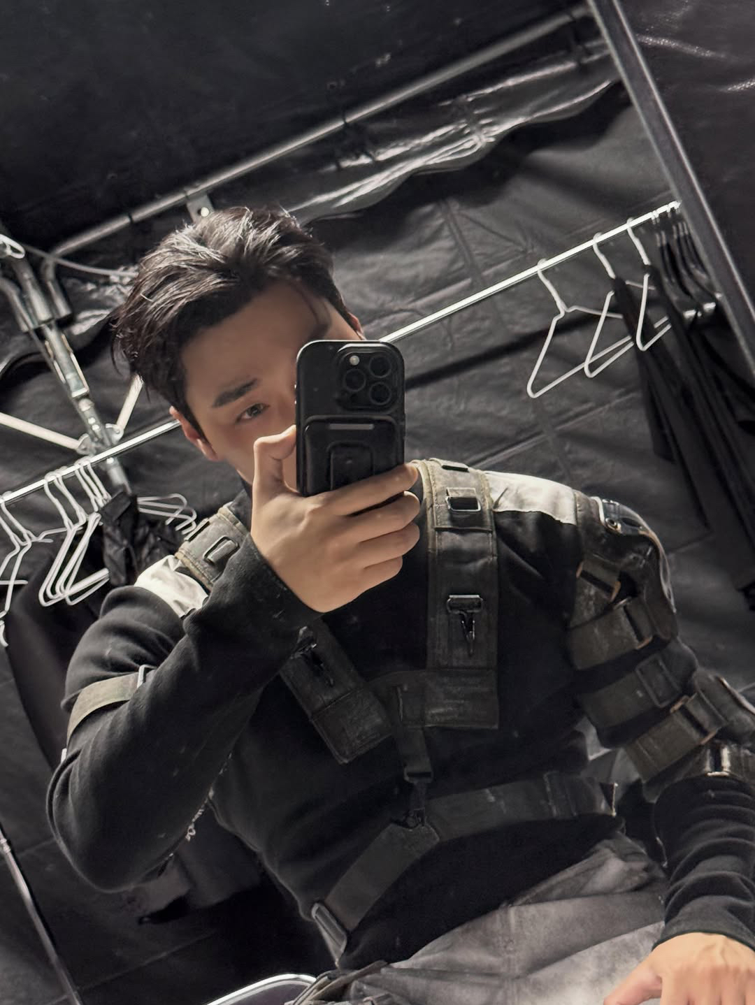 Behind-the-scenes cut of San (ATEEZ)