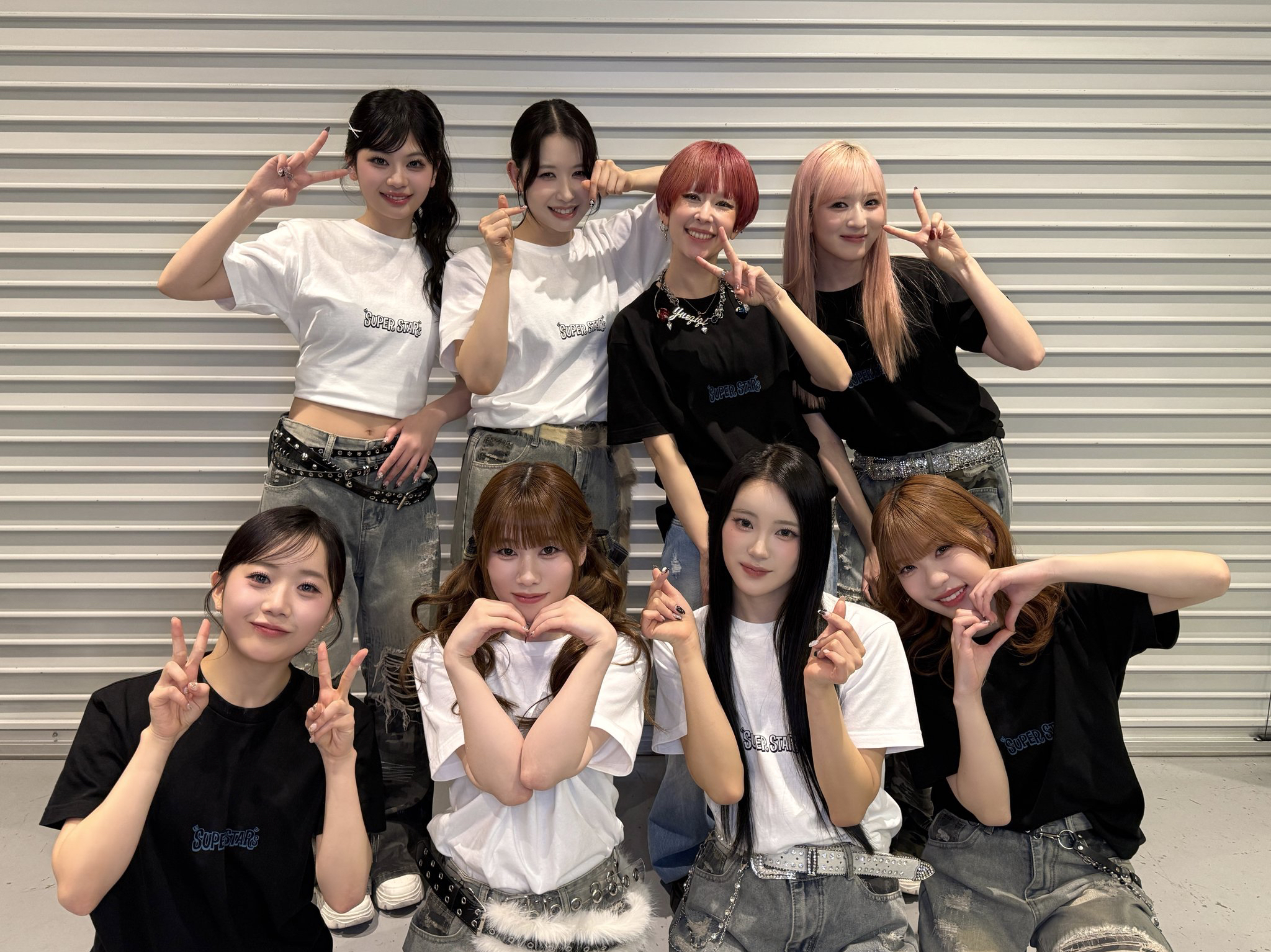 A moment captured by Kasahara Momona (ME:I)'s fan