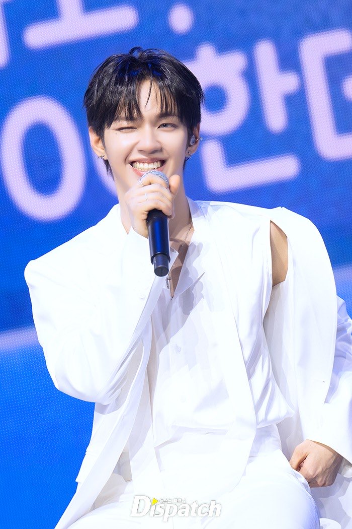 Recent activity shot of JL (AHOF)