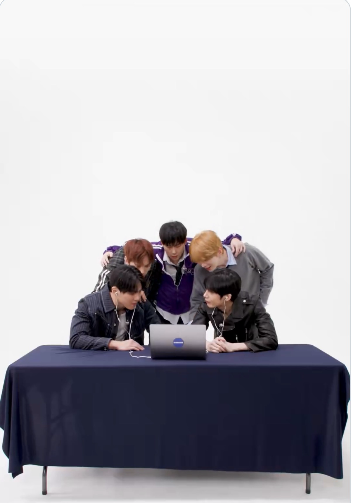 Behind-the-scenes cut of Shownu (MONSTA X)