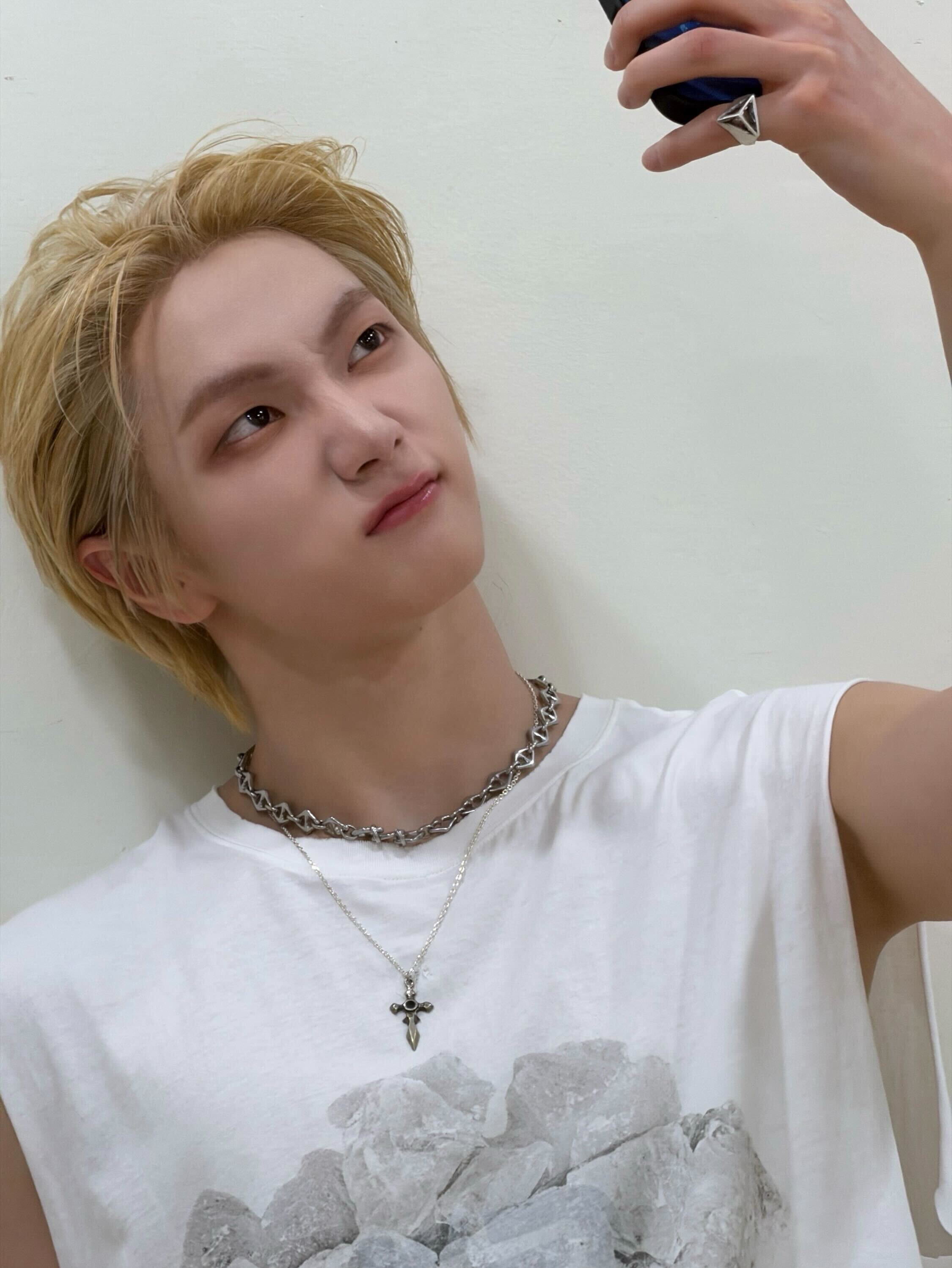 Recent activity shot of Sungho (BOYNEXTDOOR)