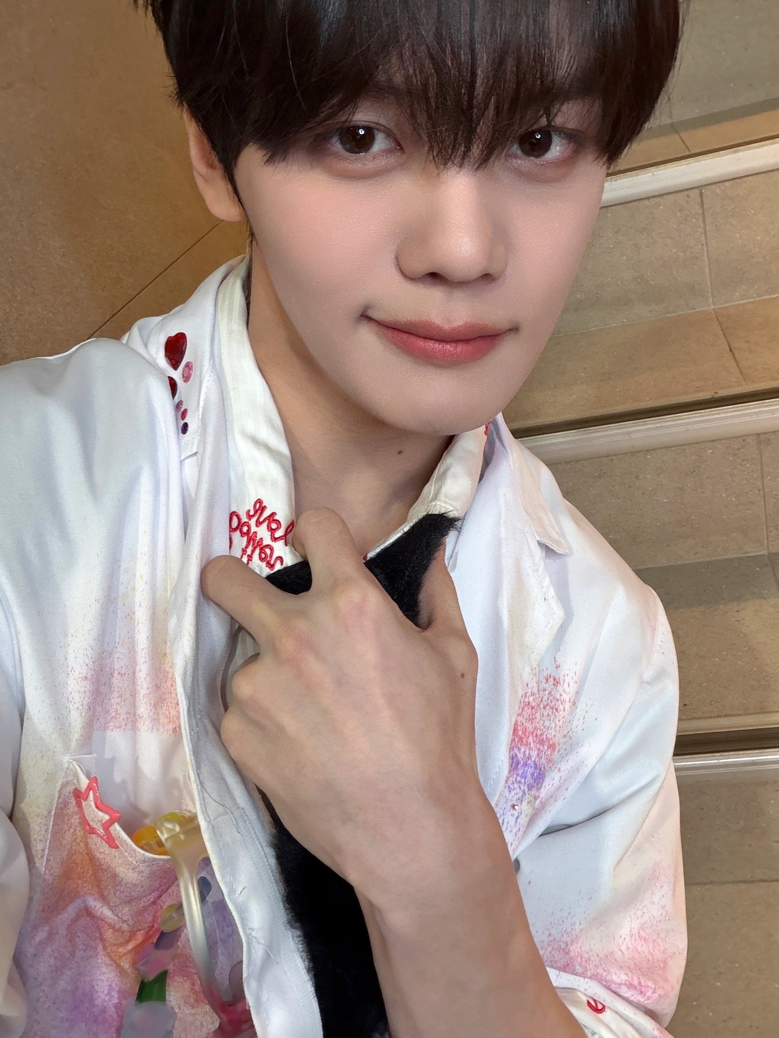 A moment captured by Kim Gyuvin (ZEROBASEONE)'s fan