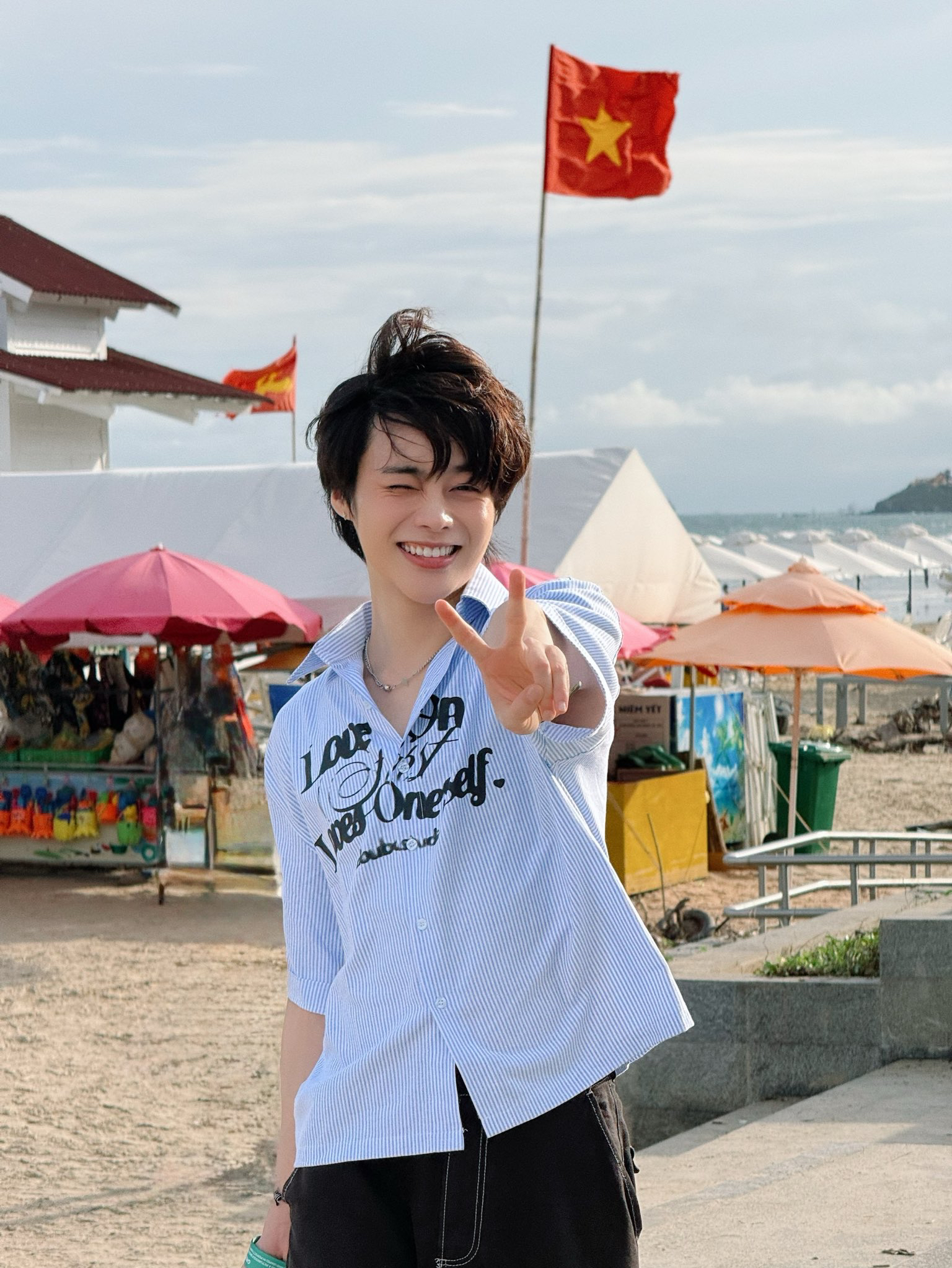 Foto aktivitas terbaru Hanbin (TEMPEST)