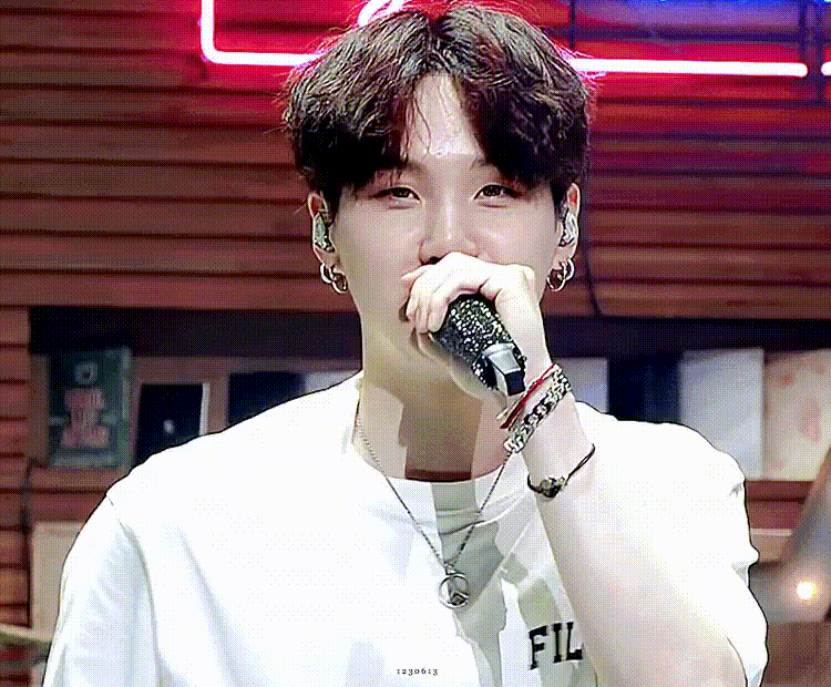 슈가 (방탄소년단)의 비하인드 컷