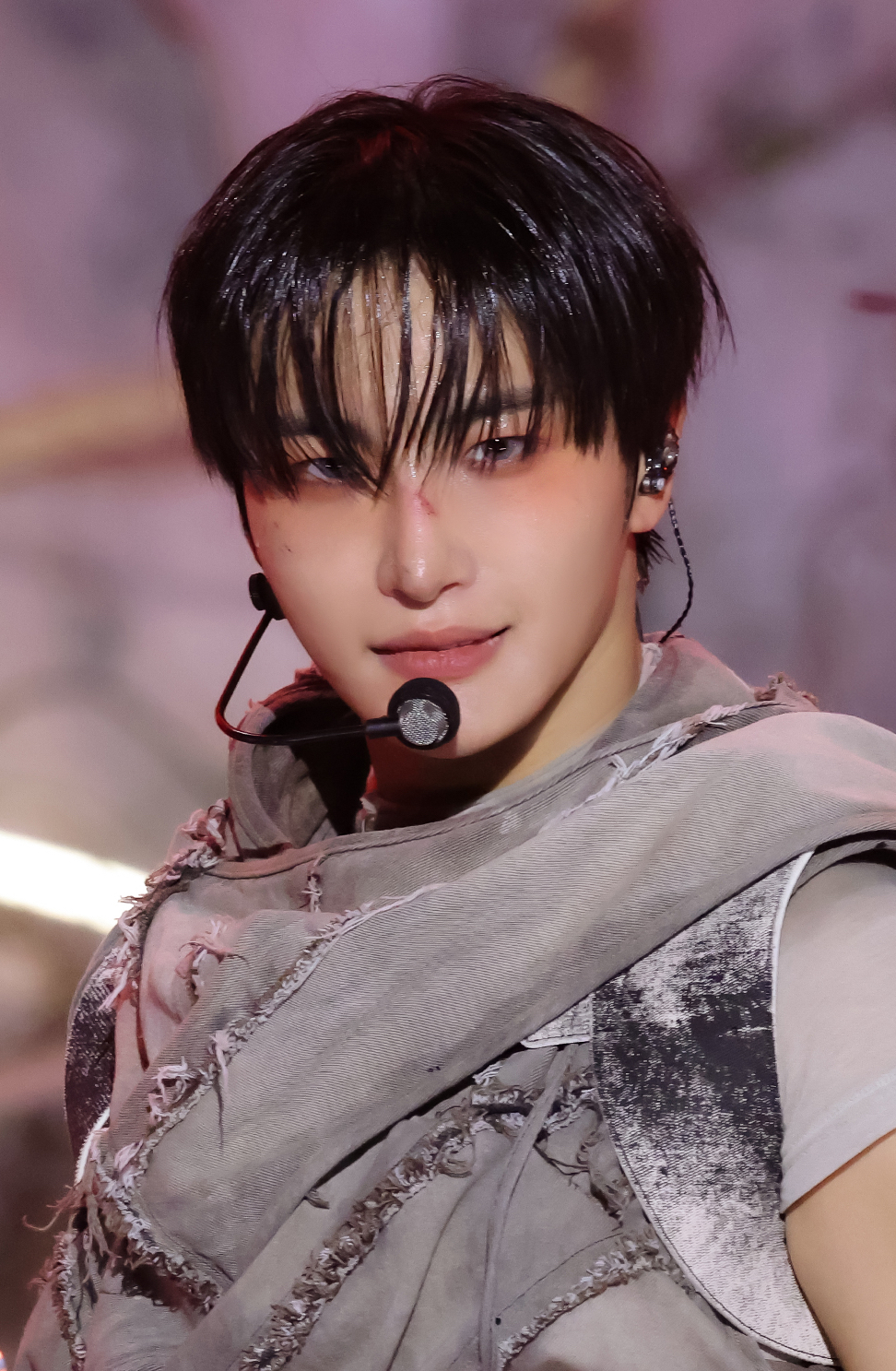 Latest photo of Seonghwa (ATEEZ)