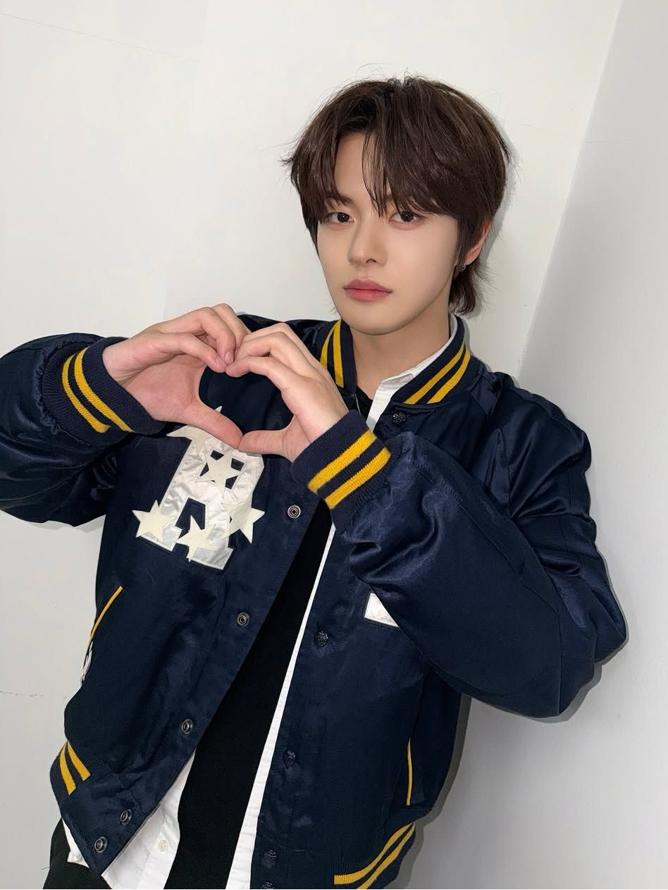 Behind-the-scenes cut of Lee Leo (ALPHA DRIVE ONE)