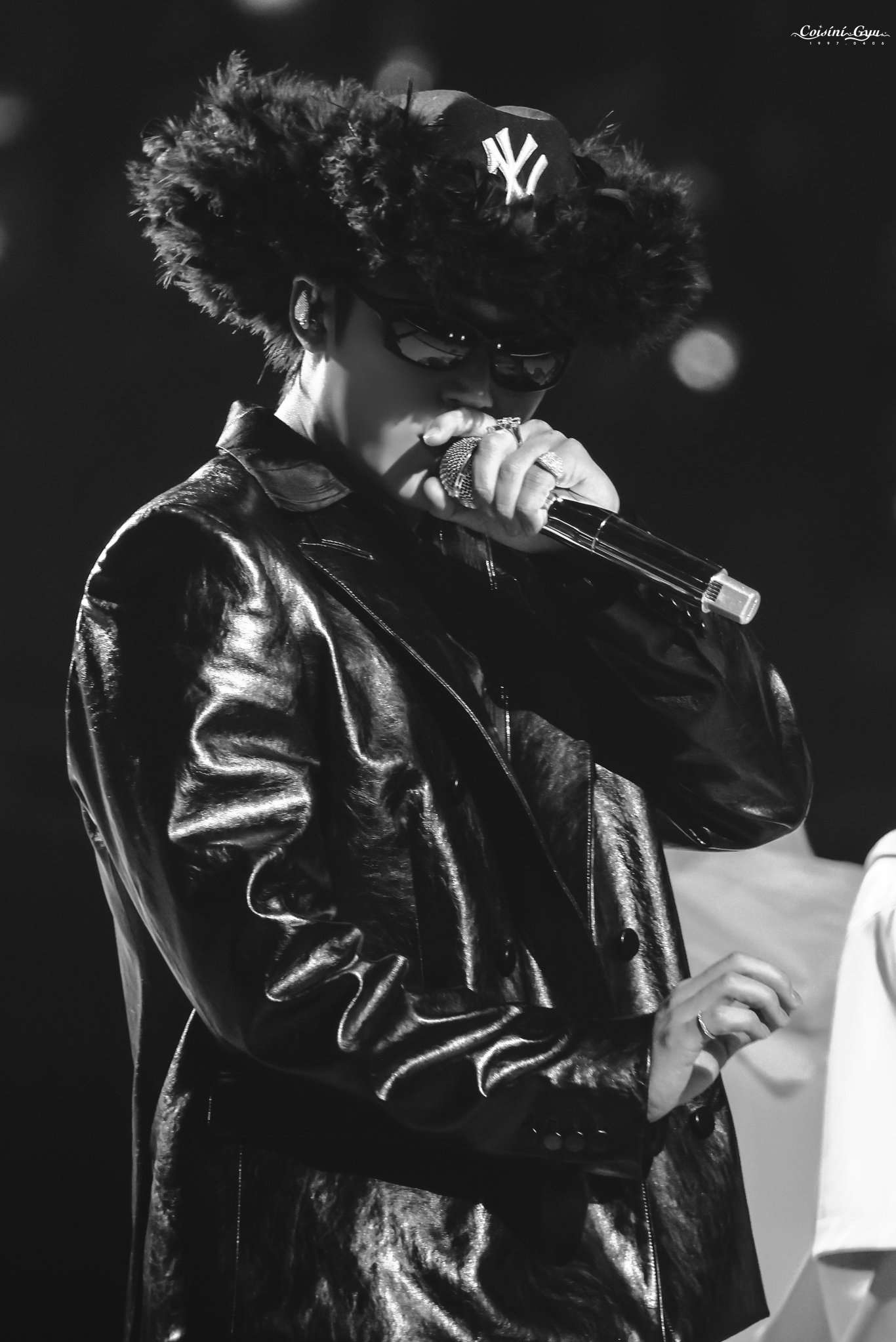 Foto aktivitas terbaru Mingyu (SEVENTEEN)