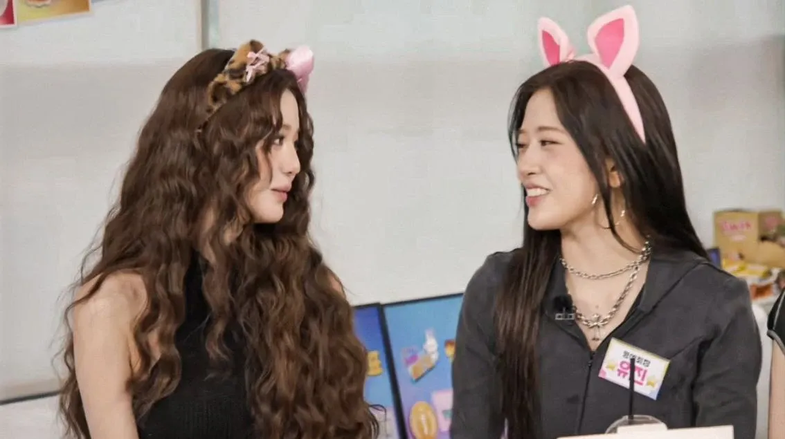 안유진 (IVE)의 비하인드 컷