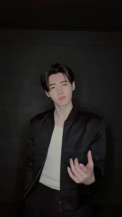 성훈 (ENHYPEN)의 최신 사진