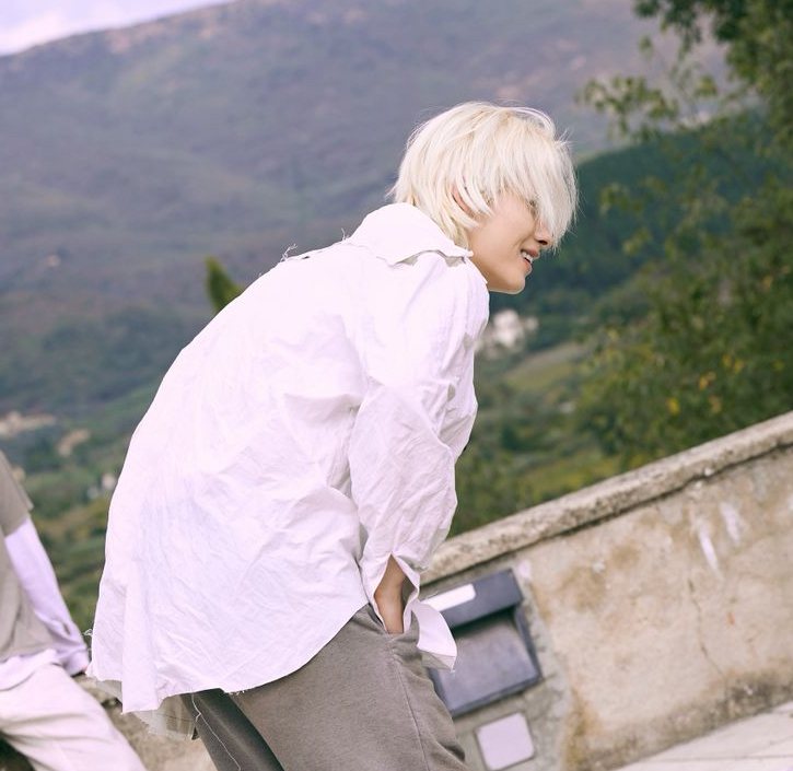 NI-KI (ENHYPEN)的最新照片