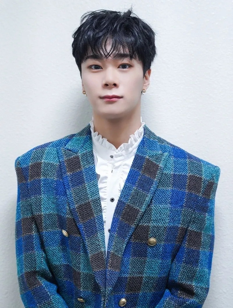 Latest photo of Moonbin (ASTRO)