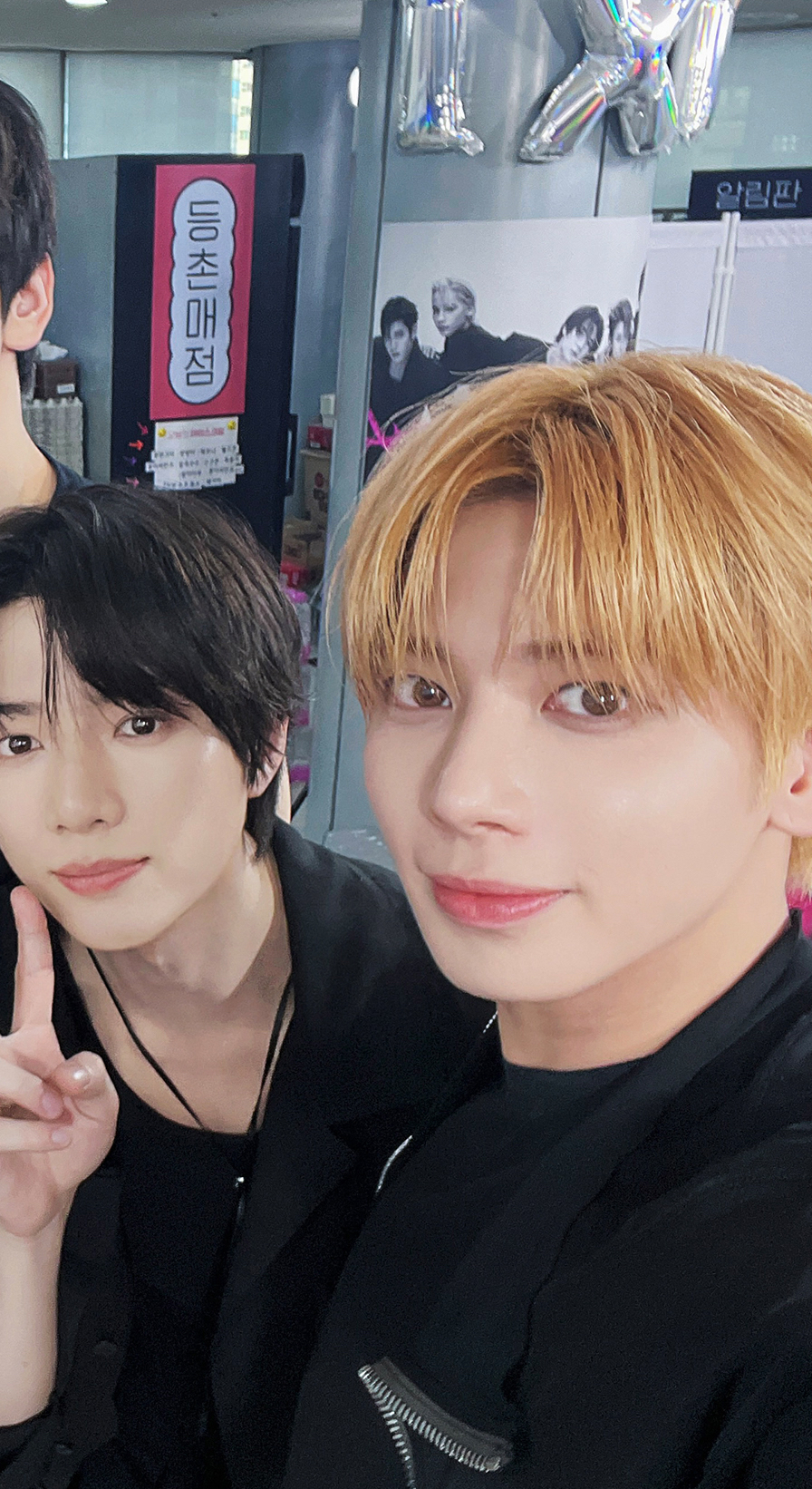 태현 (투모로우바이투게더) 최근 활동샷