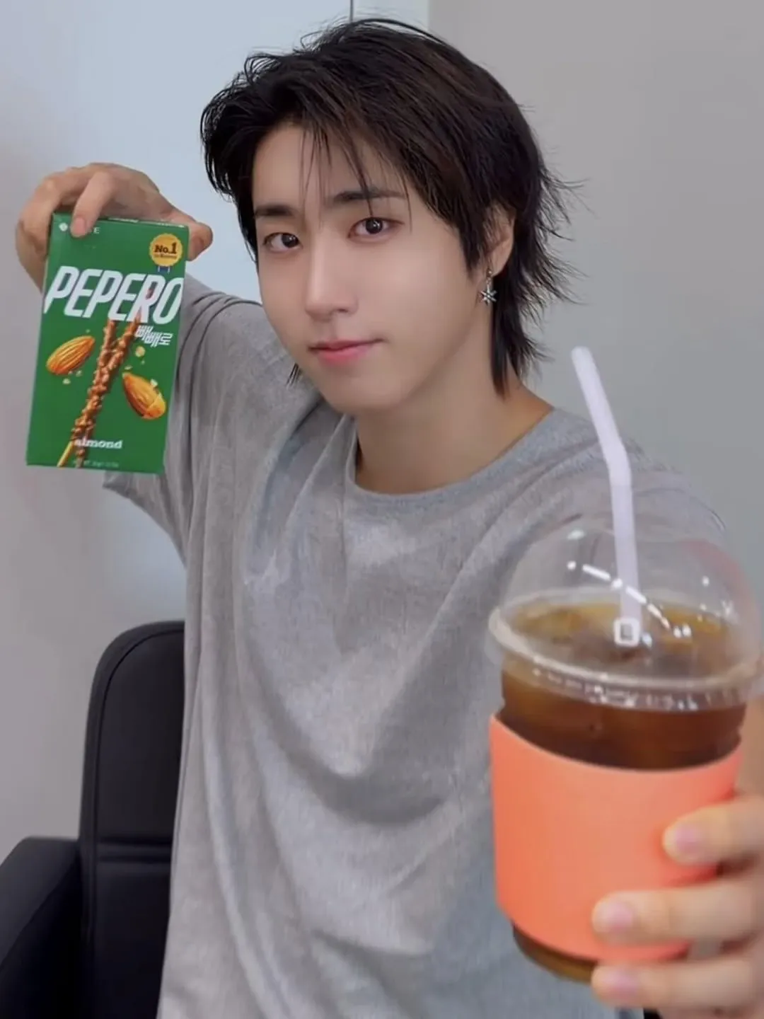Latest photo of HAN (Stray Kids)
