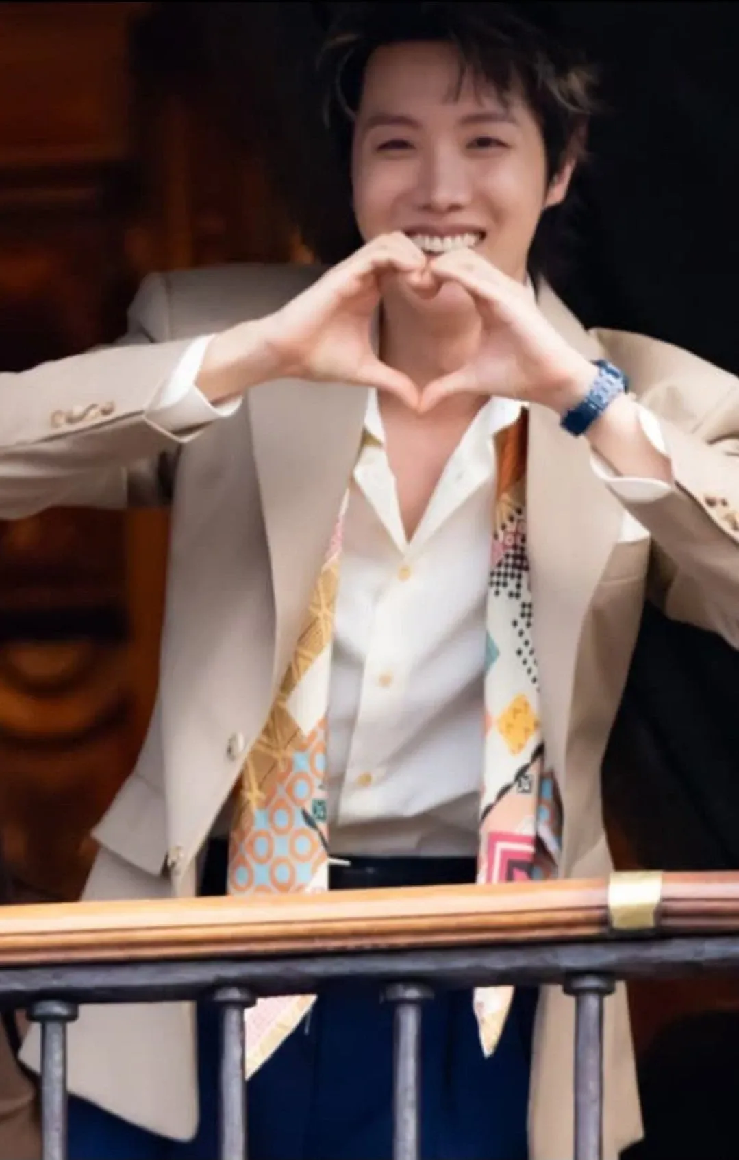 Momen yang diabadikan oleh penggemar j-hope (BTS)