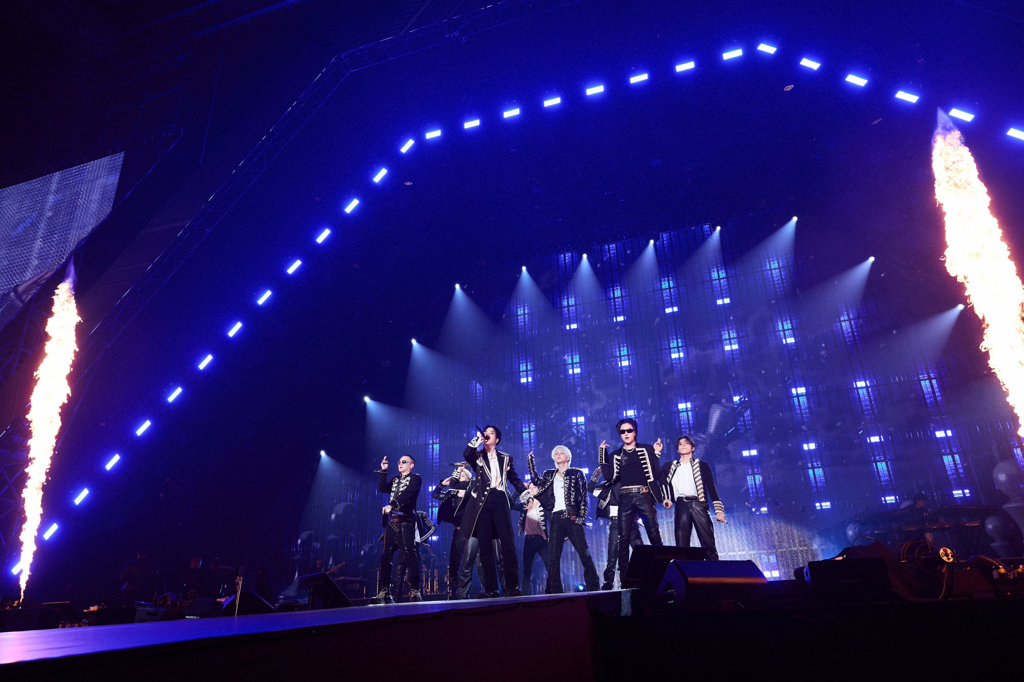 TREASURE的最新活动照片