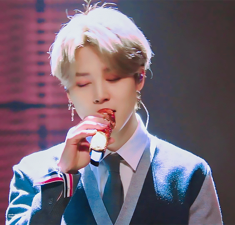 Momen yang diabadikan oleh penggemar Jimin (BTS)