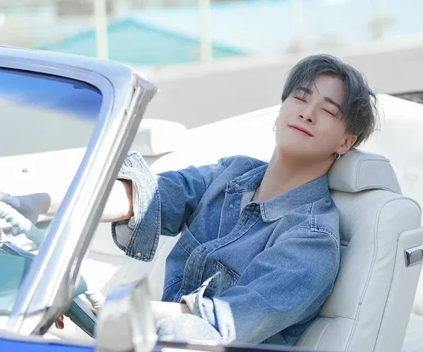 Recent activity shot of Moonbin (ASTRO)