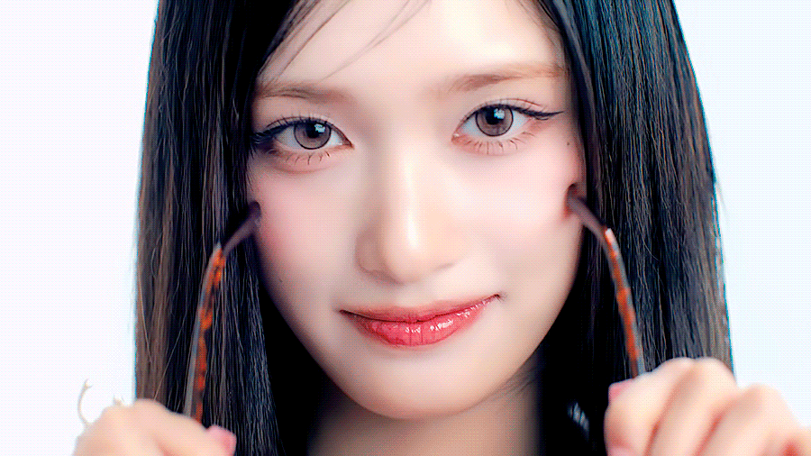 Leeseo (IVE)的最新照片