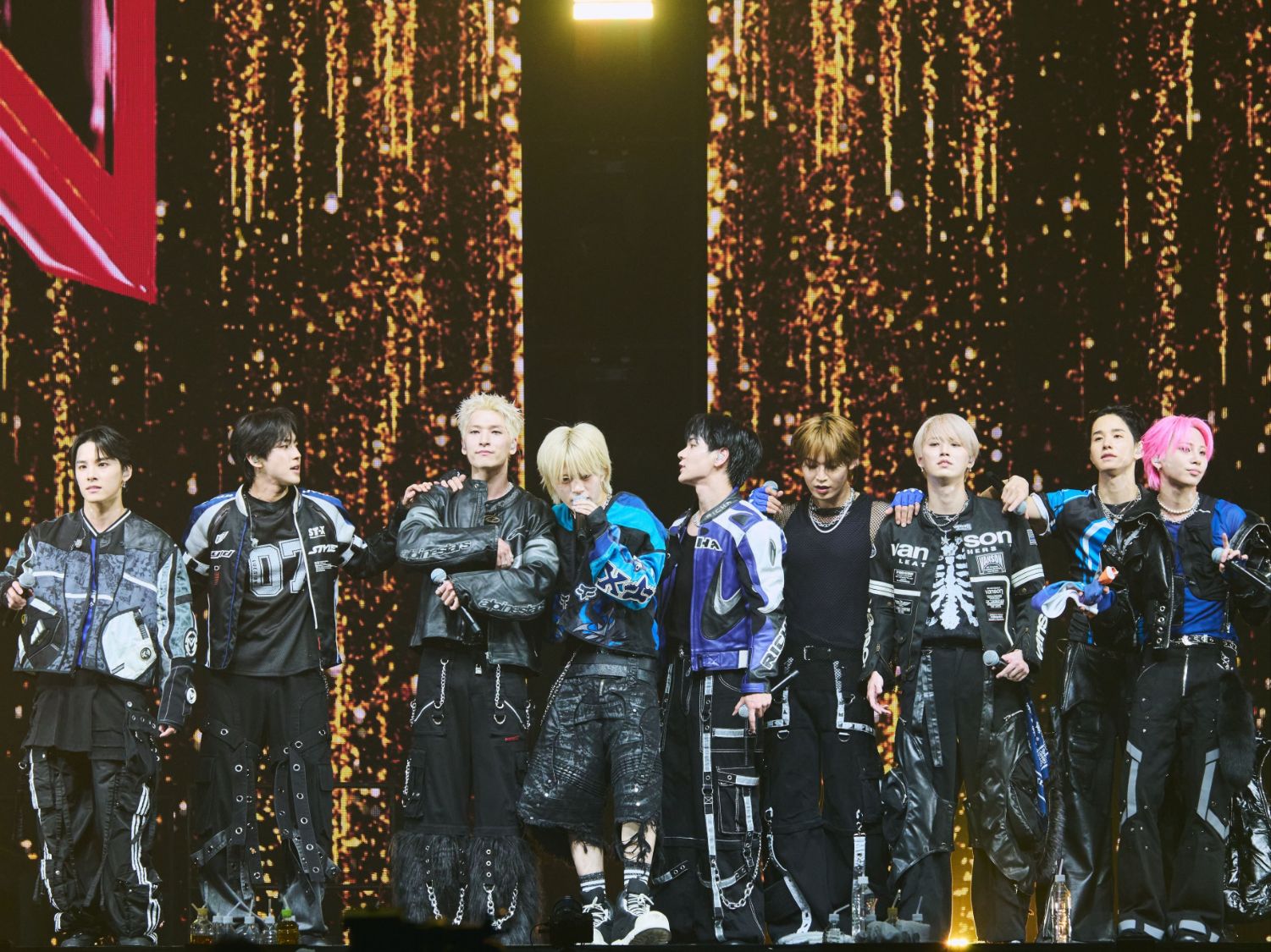 Behind-the-scenes cut of JO1