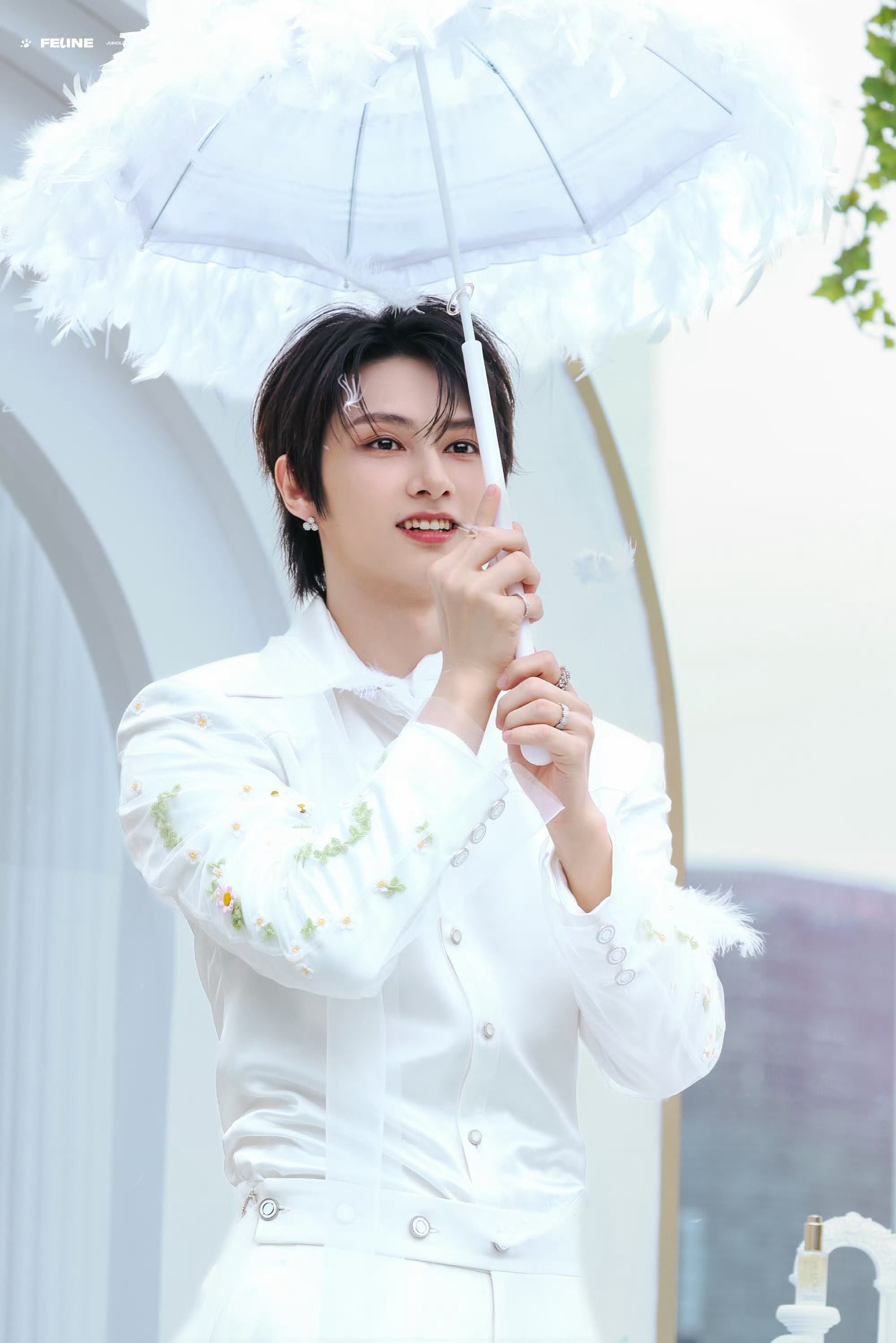 Recent activity shot of Jun (SEVENTEEN)