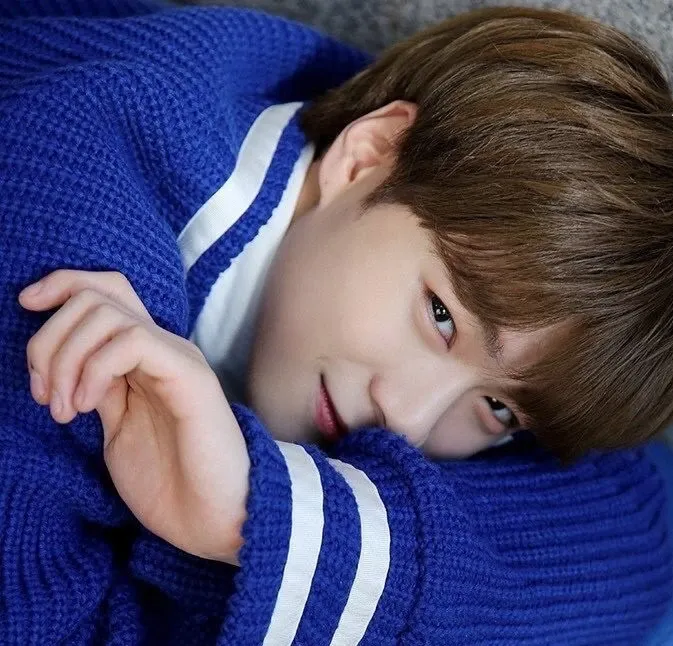 A moment captured by Moonbin (ASTRO)'s fan