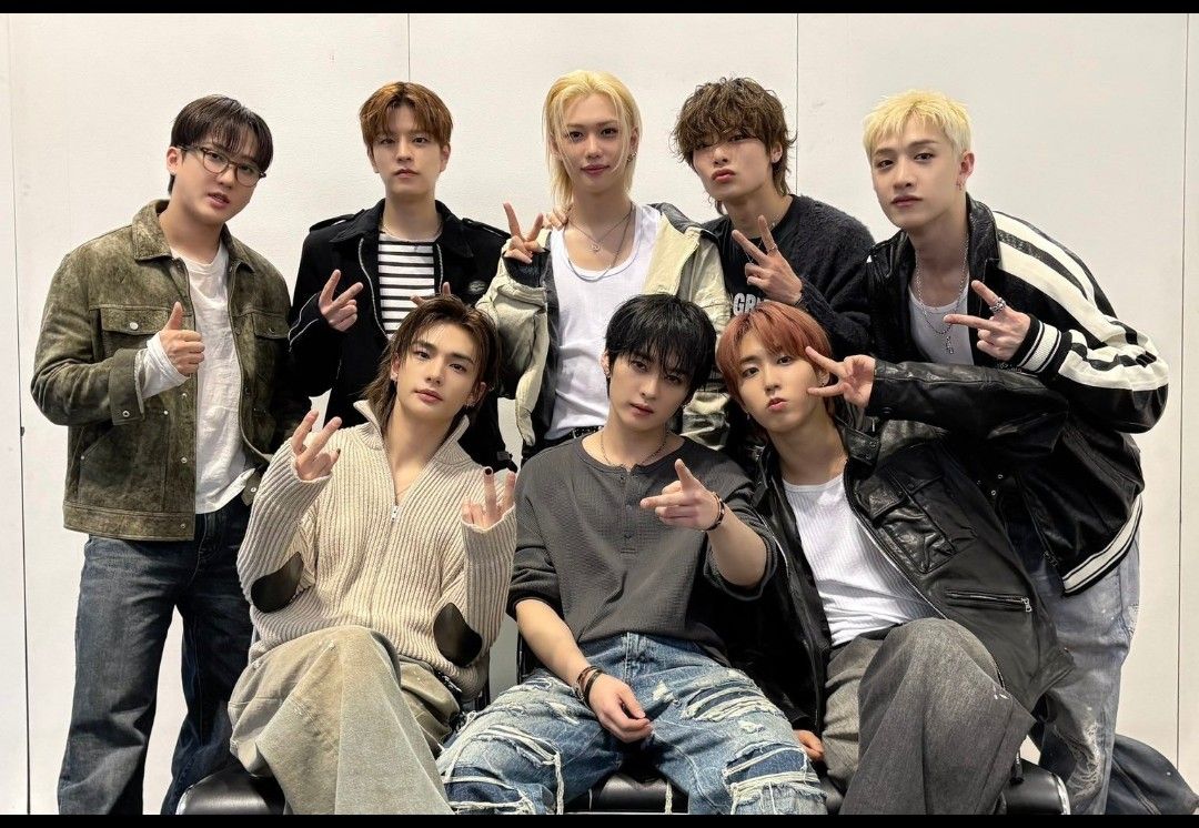 Behind-the-scenes cut of Stray Kids